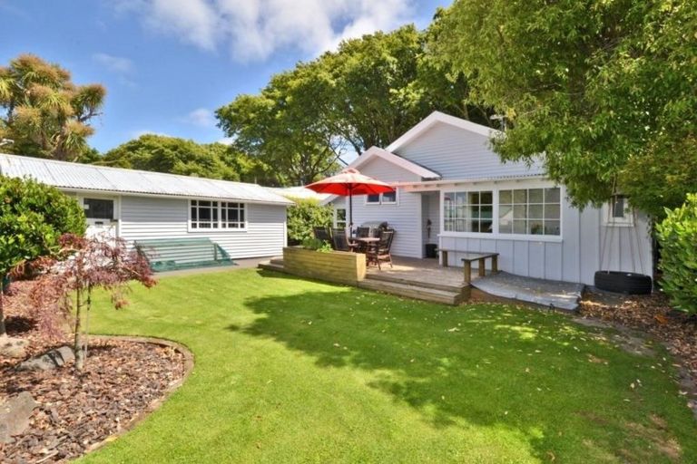Photo of property in 52 Dudley Street, Richmond, Christchurch, 8013