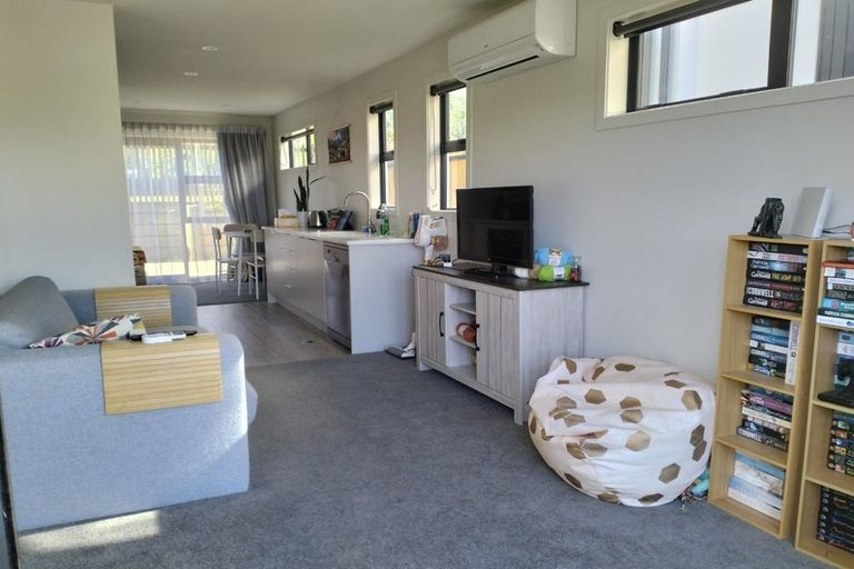 Photo of property in 7/370 Stokes Valley Road, Stokes Valley, Lower Hutt, 5019