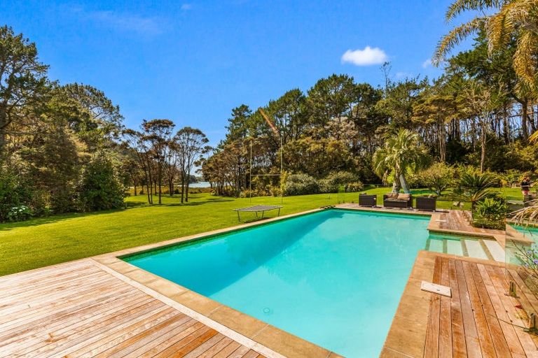 Photo of property in 72 Haigh Access Road, Redvale, Albany, 0794