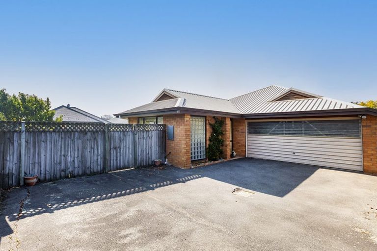 Photo of property in 112 Harewood Road, Papanui, Christchurch, 8053