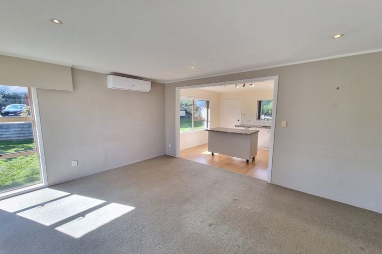 Photo of property in 3/68 Takutai Avenue, Half Moon Bay, Auckland, 2012