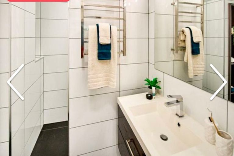 Photo of property in 42 Nottingham Street, Karori, Wellington, 6012