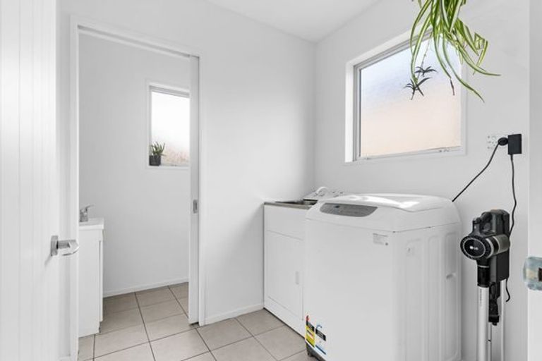 Photo of property in 214d Lincoln Road, Addington, Christchurch, 8024