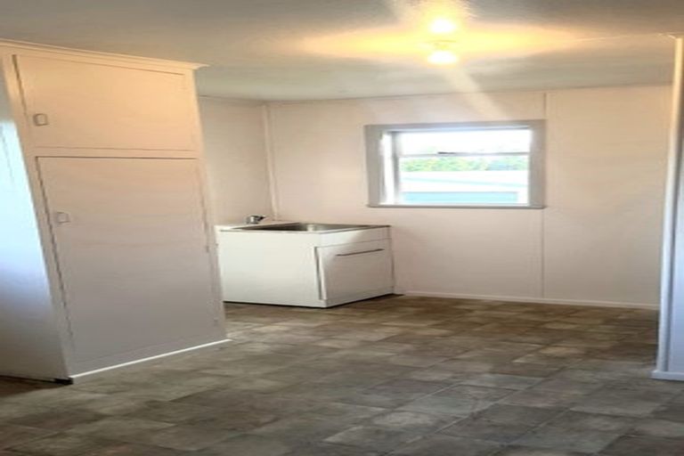 Photo of property in 4 Card Crescent, Featherston, 5710