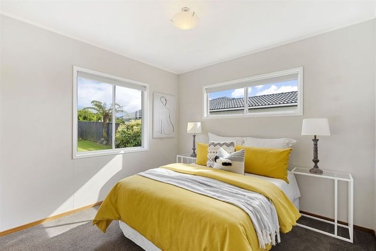 Photo of property in 66 Kia Ora Road, Beach Haven, Auckland, 0626