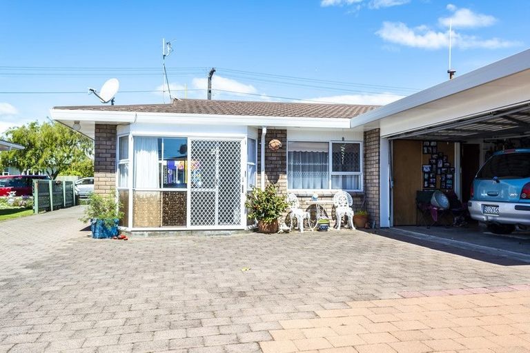 Photo of property in 1/36 Tukapa Street, Westown, New Plymouth, 4310