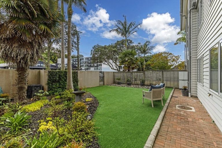 Photo of property in Bay Palms Apartments, 3/30a Bute Road, Browns Bay, Auckland, 0630
