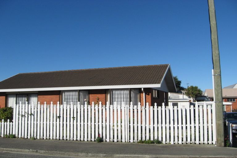 Photo of property in 2/29 York Street, Seaview, Timaru, 7910