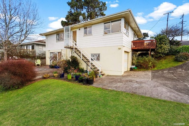 Photo of property in 257 Sunset Road, Sunnynook, Auckland, 0632