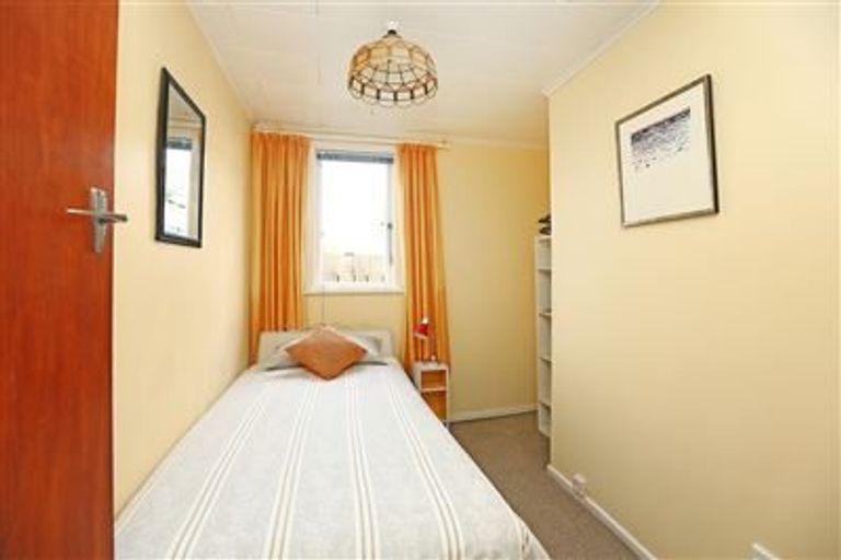 Photo of property in 38 Kauri Street, Miramar, Wellington, 6022