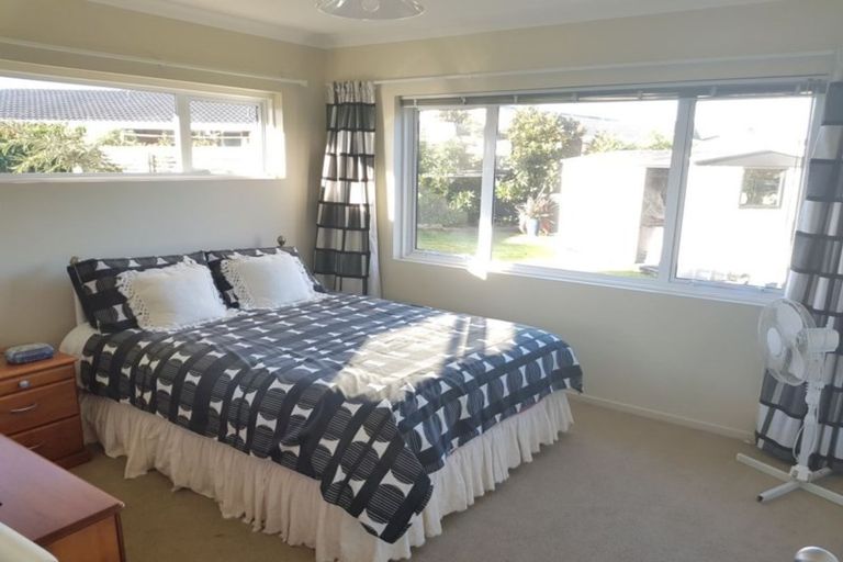 Photo of property in 19 Linklater Avenue, Bellevue, Tauranga, 3110