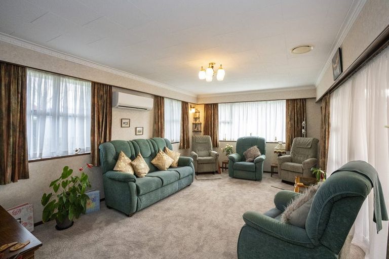 Photo of property in 86 Main Road South, Fairfield, Dunedin, 9018