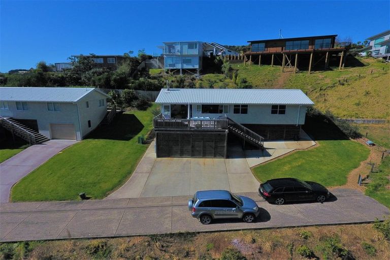 Photo of property in 18 Taranga Road, Langs Beach, Waipu, 0582