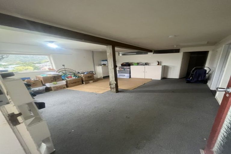 Photo of property in 17 Clutha Avenue, Khandallah, Wellington, 6035