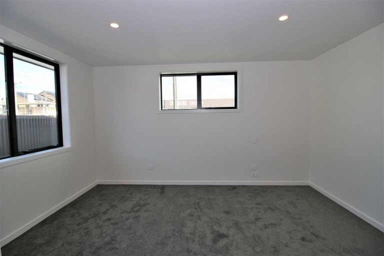 Photo of property in 5a Church Street, Mosgiel, 9024