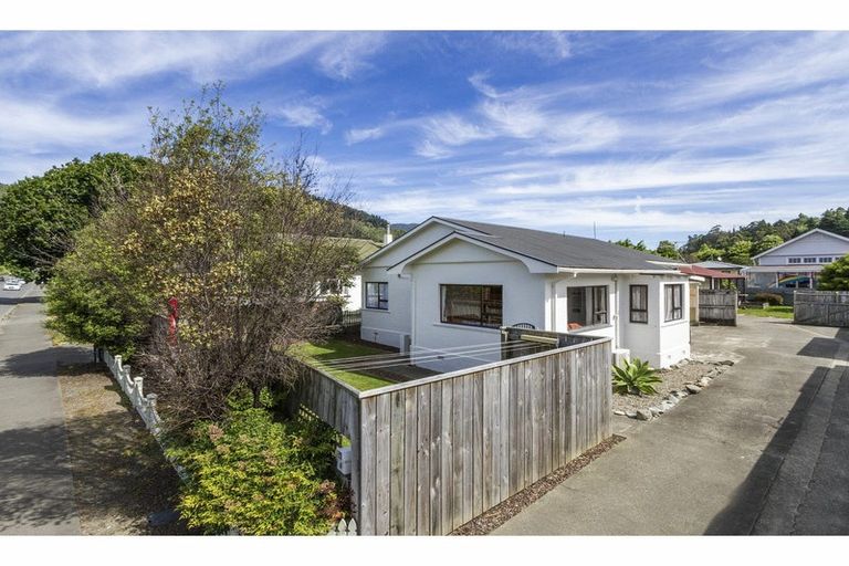 Photo of property in 6 Motueka Street, Nelson South, Nelson, 7010