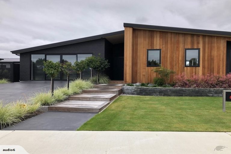 Photo of property in 7 Westpark Boulevard, Rangiora, 7400