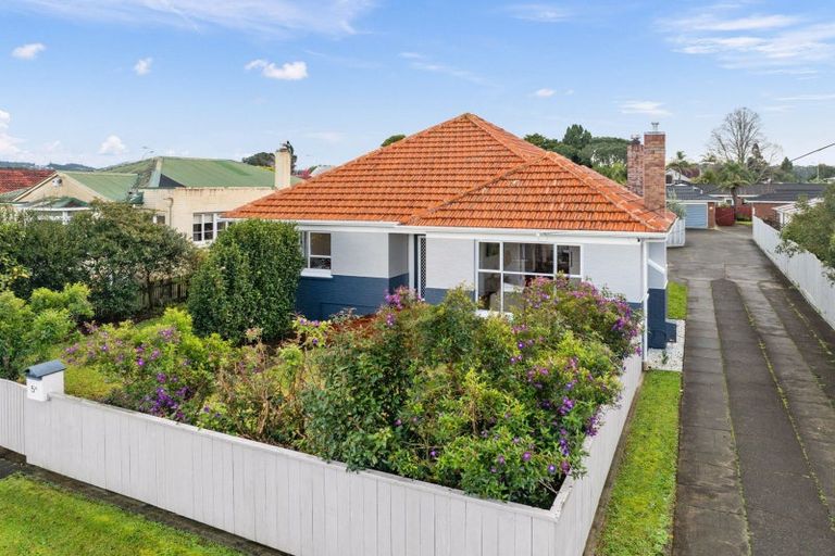 Photo of property in 5b Mair Street, Regent, Whangarei, 0112