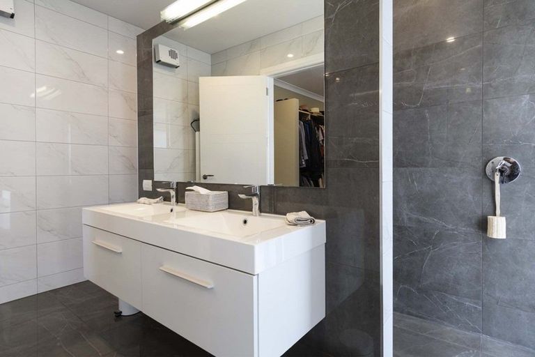 Photo of property in 64 Saint Michaels Avenue, Bethlehem, Tauranga, 3110