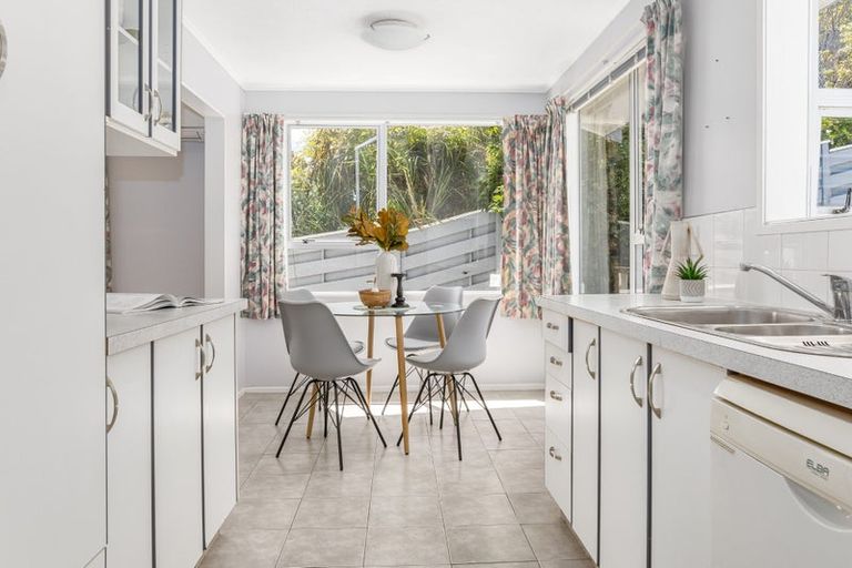 Photo of property in 30 Staithes Drive North, Whitby, Porirua, 5024