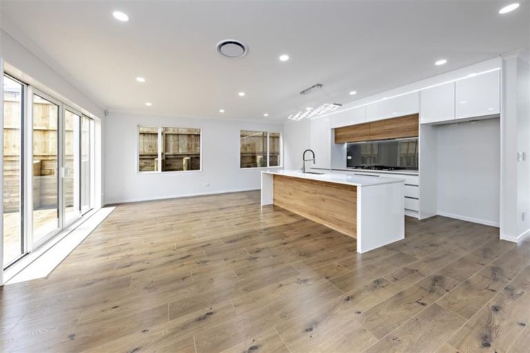 Photo of property in 40 Hangahai Road, Flat Bush, Auckland, 2019
