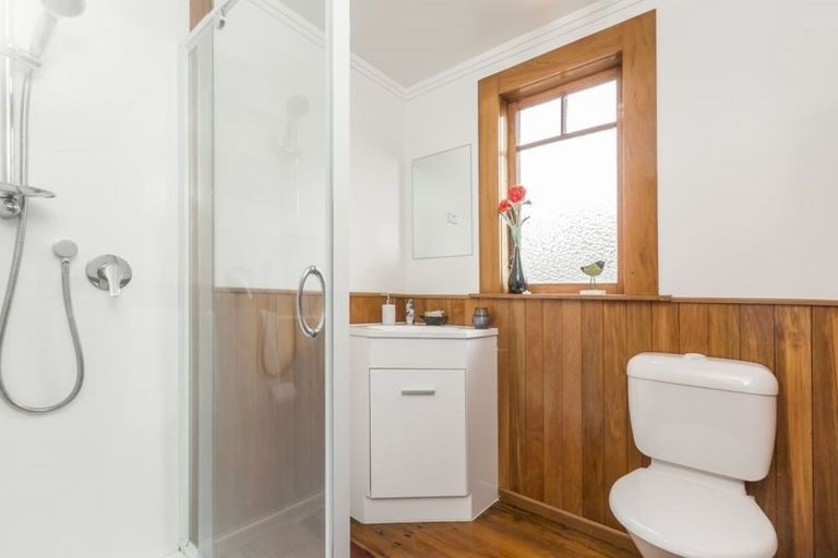 Photo of property in 41 Hillsborough Road, Hillsborough, Auckland, 1042