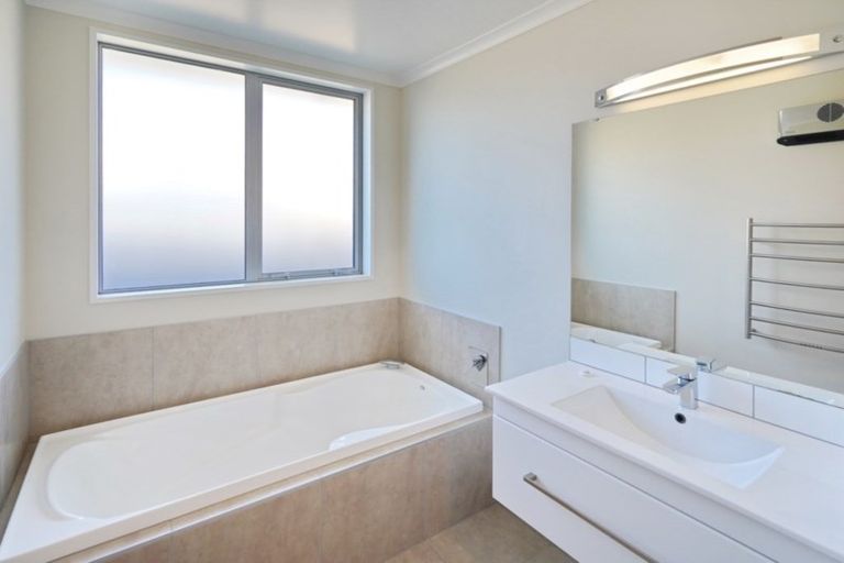 Photo of property in 46 Te Rito Street, Marshland, Christchurch, 8083