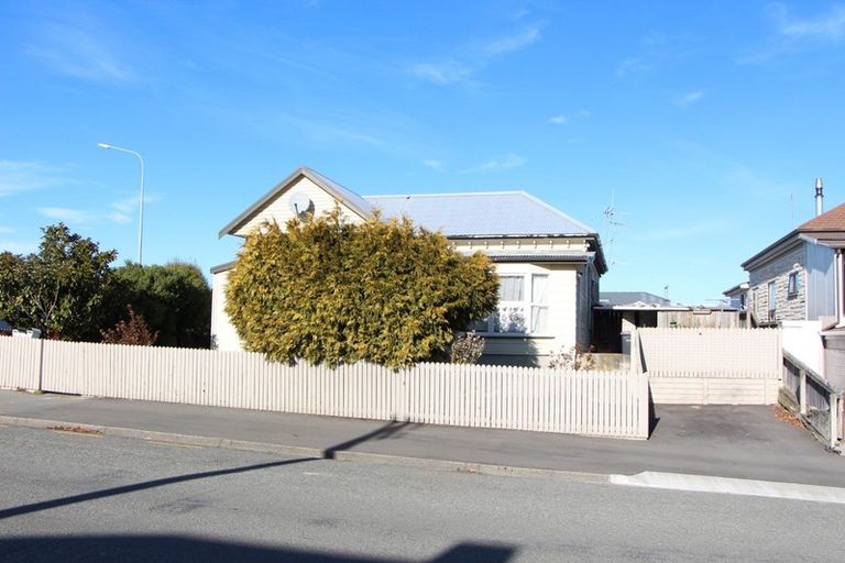 Photo of property in 28 Hassall Street, Parkside, Timaru, 7910