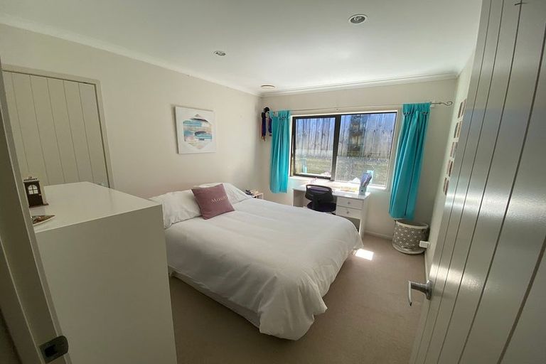 Photo of property in 15 Wicksteed Street, Vogeltown, New Plymouth, 4310