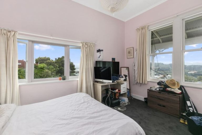 Photo of property in 88 Rolleston Street, Mount Cook, Wellington, 6021