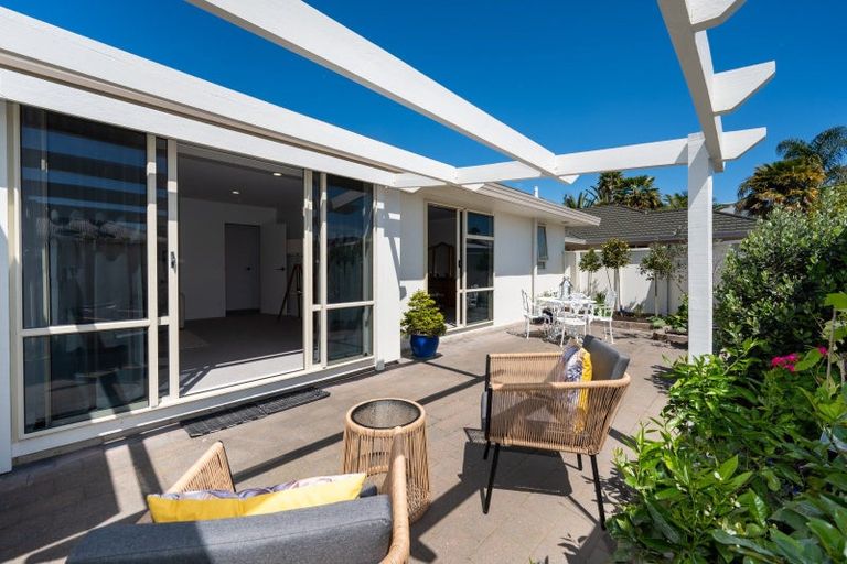 Photo of property in 12a Lucknow Road, Havelock North, 4130