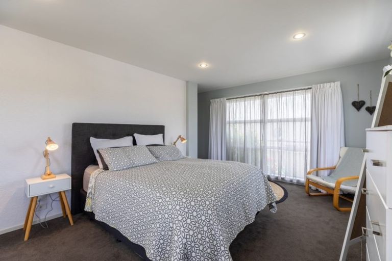 Photo of property in 16 Istana Place, Britannia Heights, Nelson, 7010