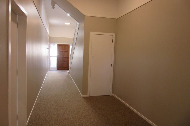 Photo of property in 15 Wilson Street, Newtown, Wellington, 6021