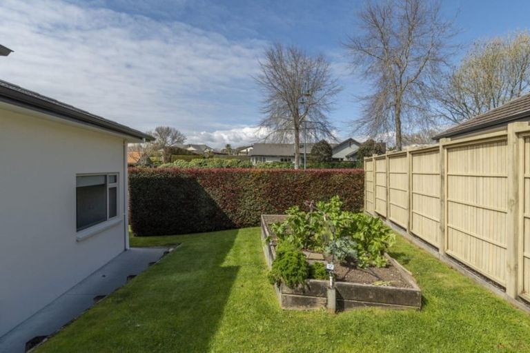 Photo of property in 1 Sherborne Close, Bethlehem, Tauranga, 3110