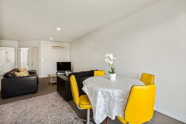 Photo of property in 3/75 Thackeray Place, Waltham, Christchurch, 8023