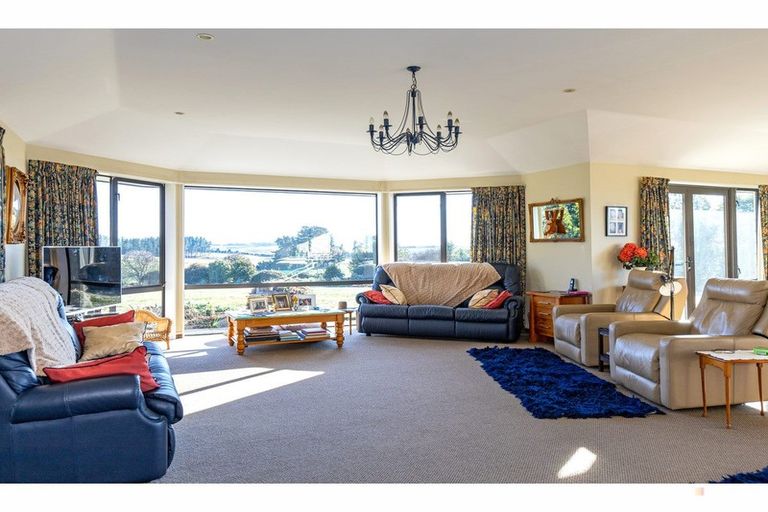 Photo of property in 108 Spur Road, Hadlow, Timaru, 7975