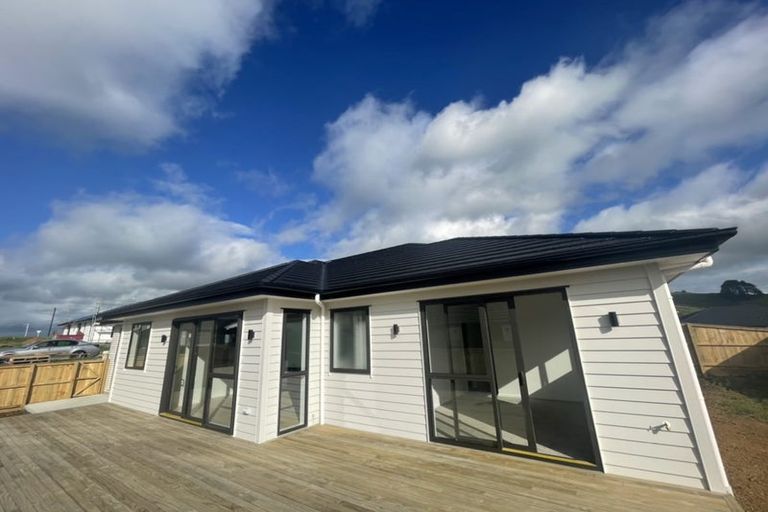 Photo of property in 12 Paul Way, Pokeno, 2402