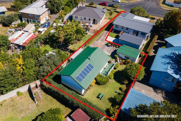 Photo of property in 1/41 Yeovil Road, Te Atatu Peninsula, Auckland, 0610