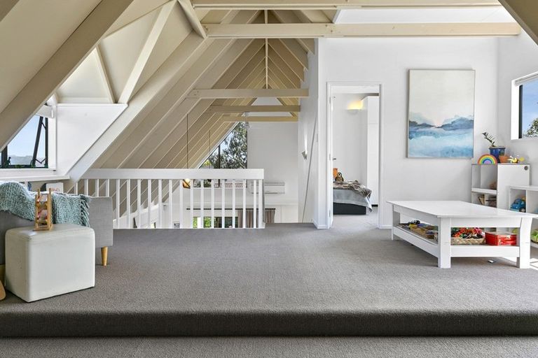 Photo of property in 12 Gladstone Grove, Richmond Heights, Taupo, 3330