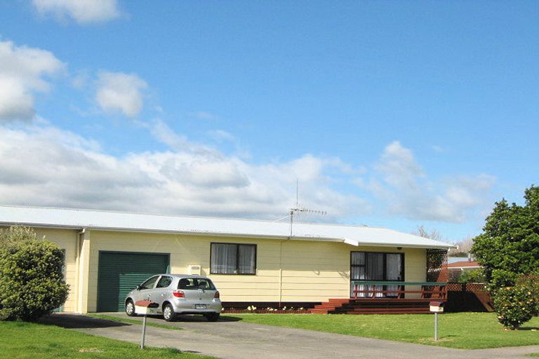 Photo of property in 2a Ratima Place, Whakatane, 3120