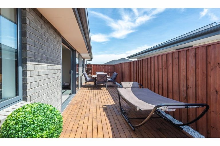 Photo of property in 37 Avanda Avenue, Rolleston, 7615