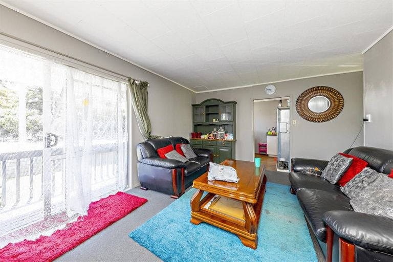 Photo of property in 49 Te Irirangi Drive, Clover Park, Auckland, 2019