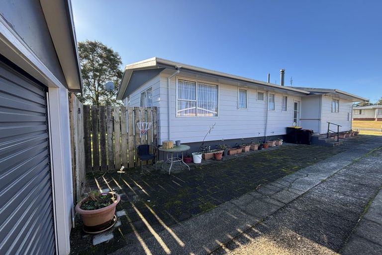 Photo of property in 22 Lancaster Crescent, Tokoroa, 3420