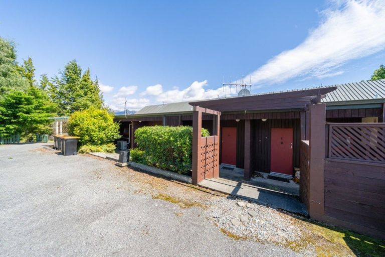 Photo of property in 4 Burnby Place, Te Anau, 9679