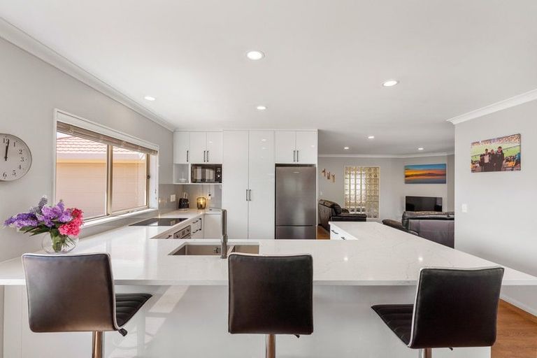 Photo of property in 38 College Drive, Paraparaumu, 5032