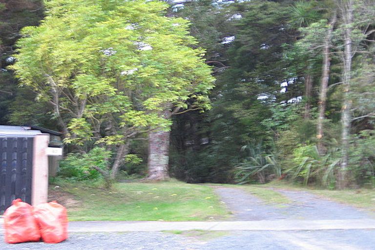 Photo of property in 61 Leigh Road, Leigh, 0985