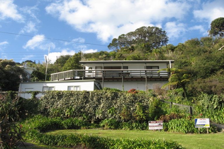 Photo of property in 22 The Esplanade, Tairua, 3508