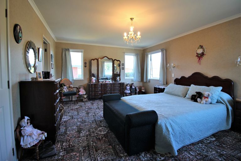 Photo of property in 6 Walnut Grove, Alexandra, 9320