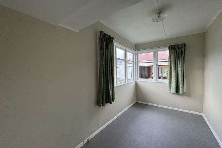 Photo of property in 14 Burden Avenue, Wainuiomata, Lower Hutt, 5014