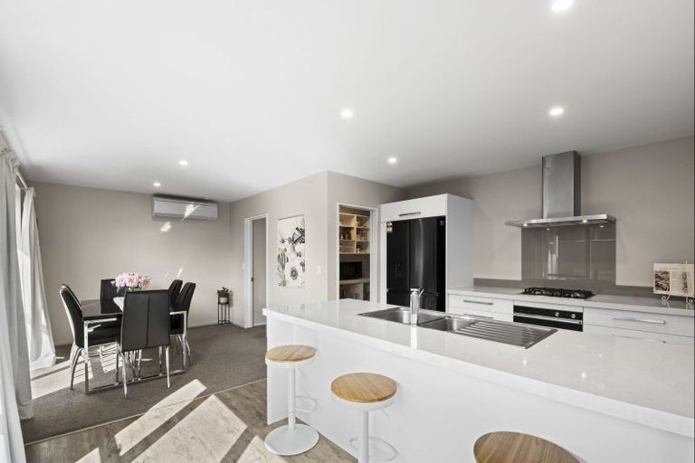 Photo of property in 17 Barcote Lane, Rolleston, 7615